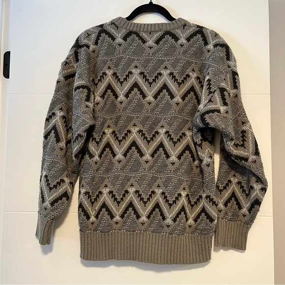 Vintage Knit Grandpa Sweater - Picture 6 of 12